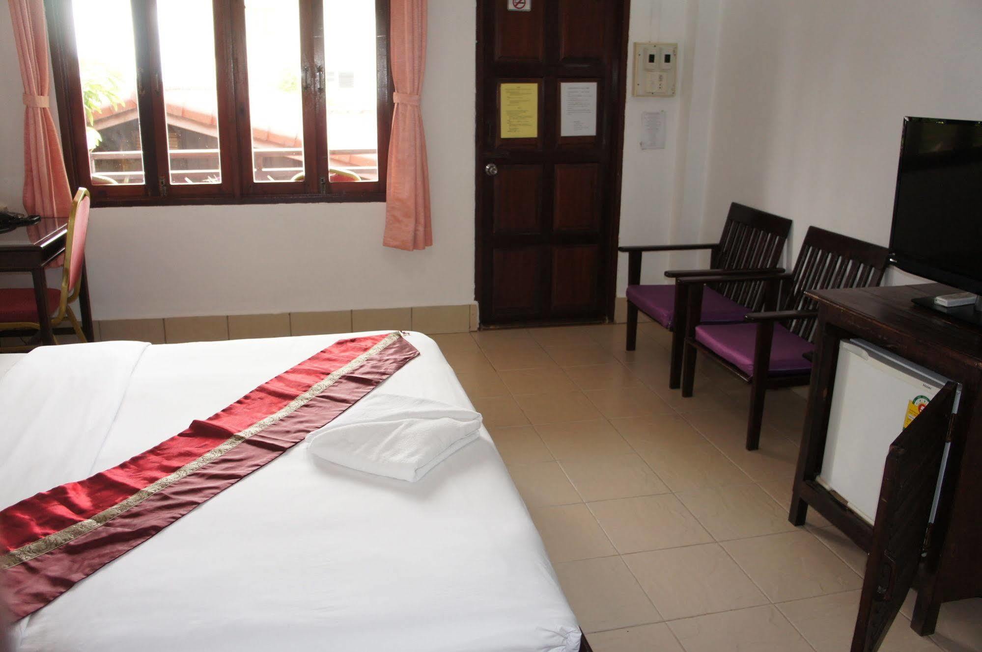 Suksavanh River 2 Hotel Ban Nongdouang 外观 照片
